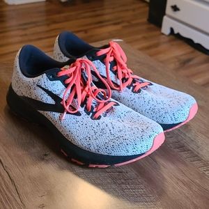 Brooks Launch 7